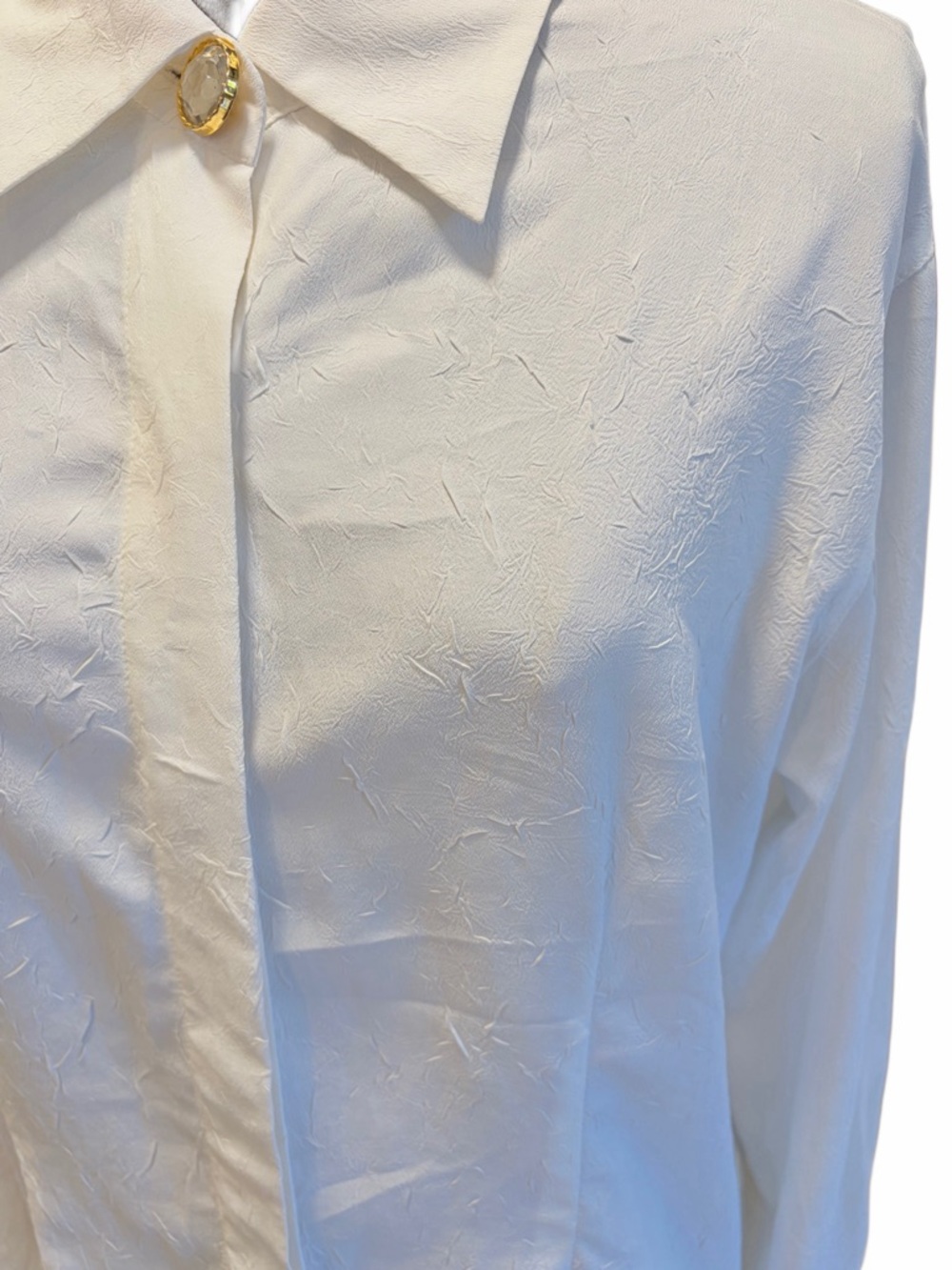 Vintage‎ Off White Women’s 100% Silk Dress Shirt with Decorative Button